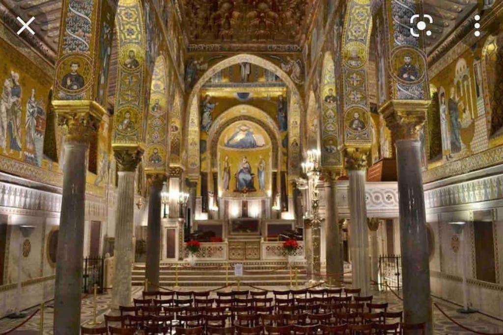 Politeama Suite In The Heart Of The City Palermo Exterior foto